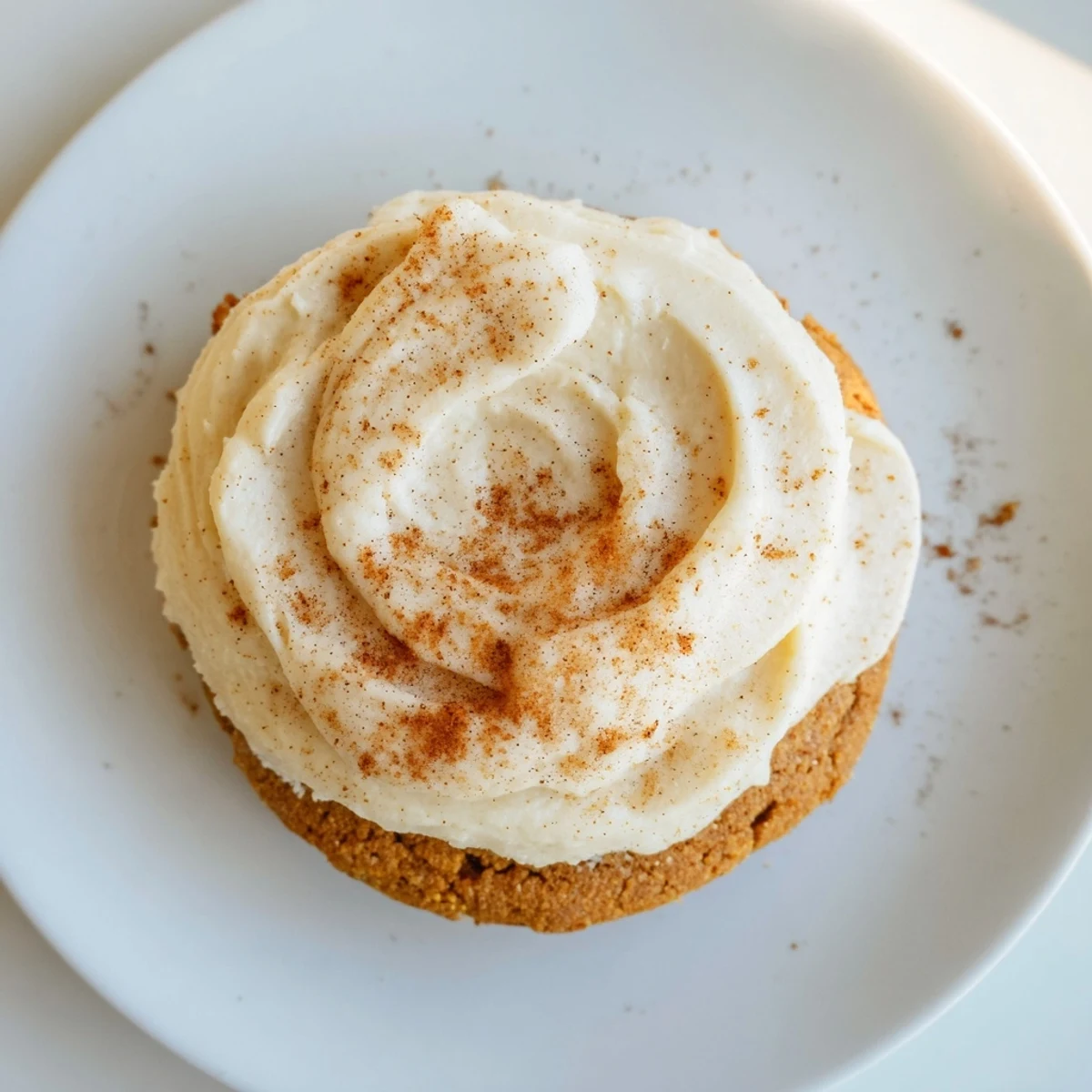 Frosted Delight Cinnamon Drift